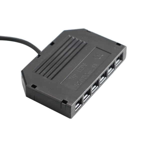 VX-B12030B1（DC六孔分线器）